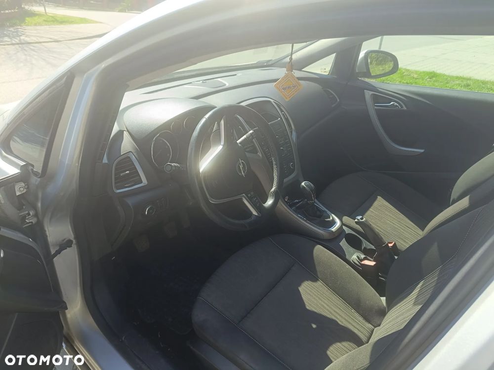 Opel Astra 1.7 CDTI DPF 150 Jahre - 5