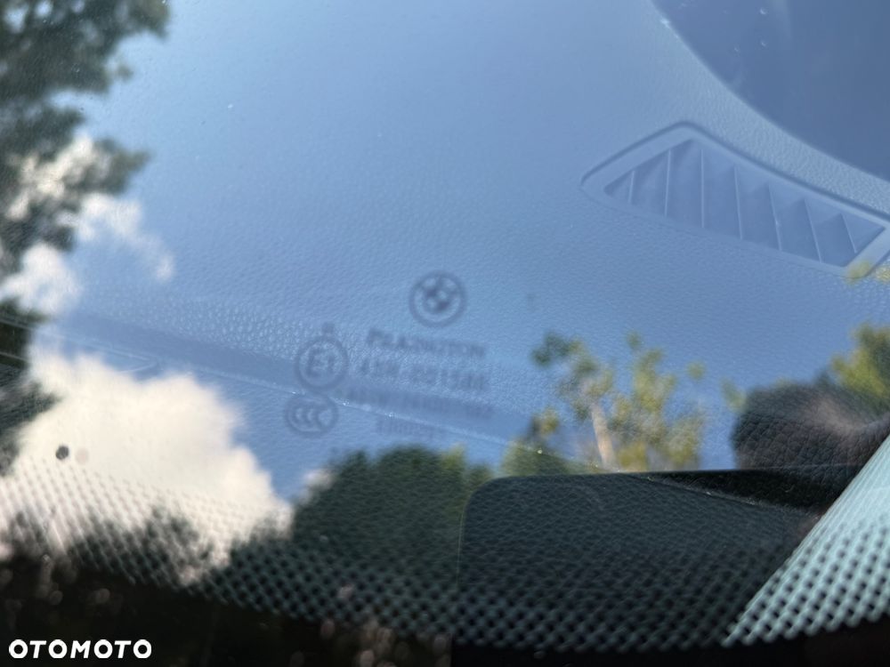 BMW Seria 3 - 25