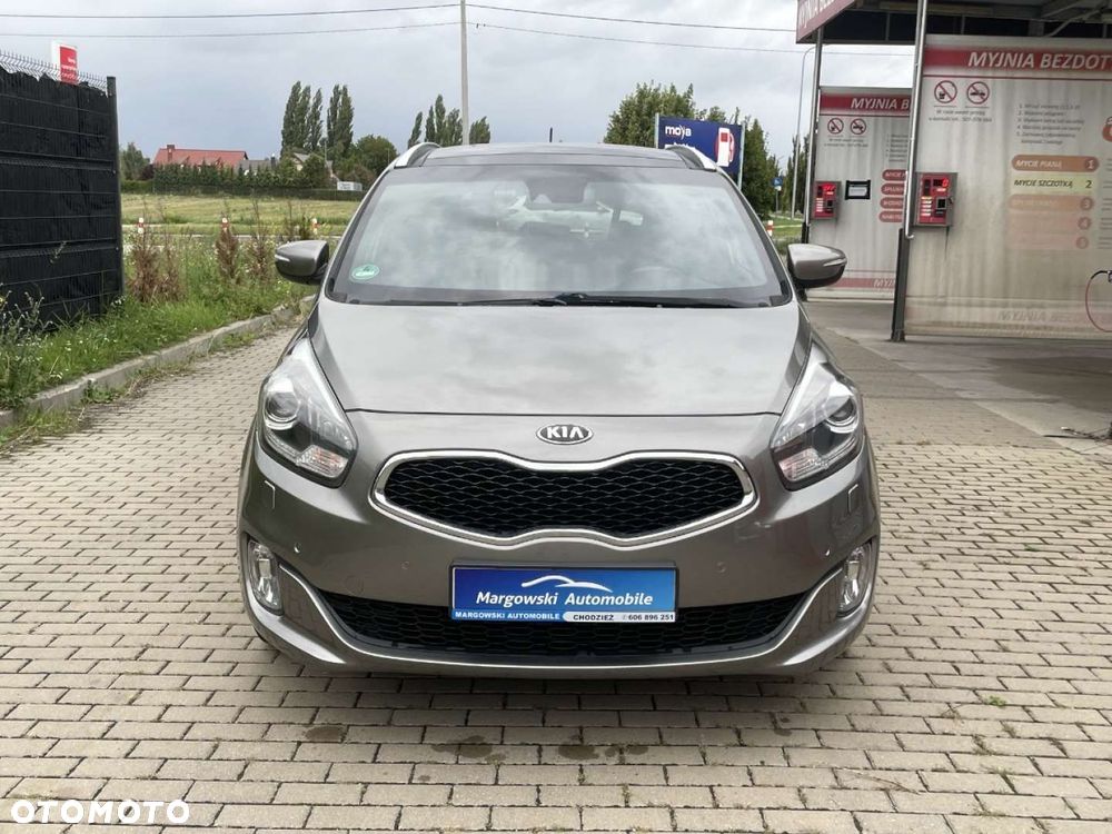 Kia Carens - 3