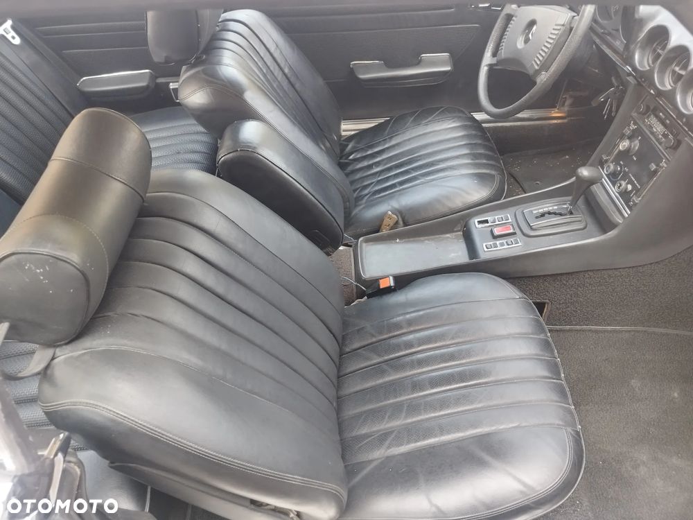 Mercedes-Benz SLC - 13