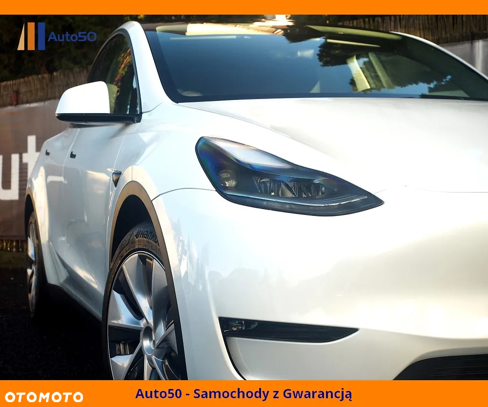 Tesla Y Long Range AWD - 6