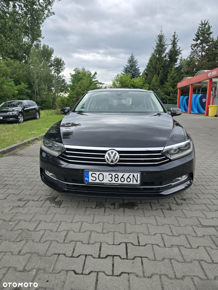 Volkswagen Passat 1.8 TSI BMT Comfortline - 1