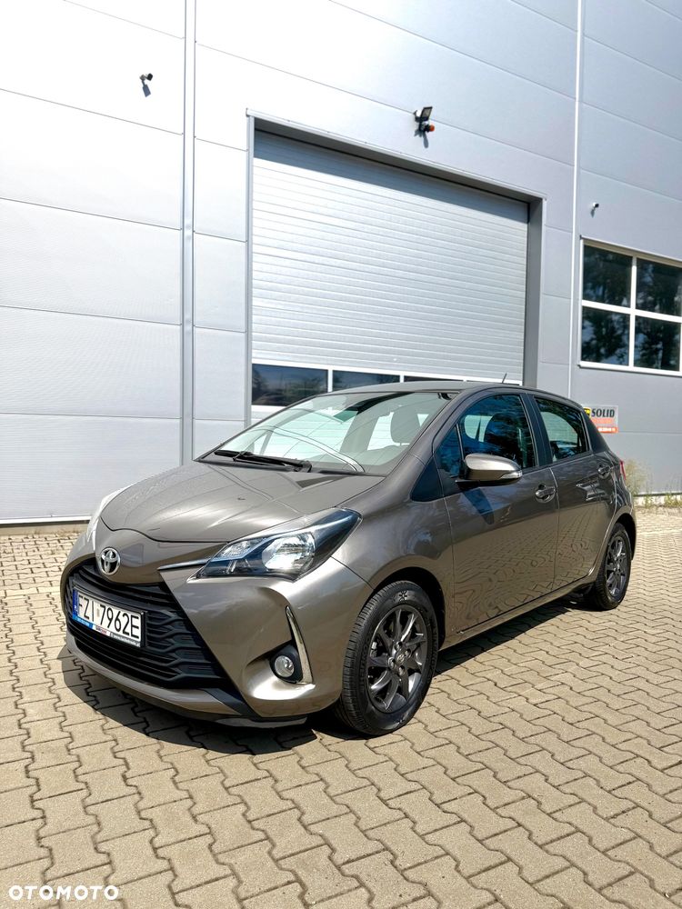 Toyota Yaris 1.5 Active - 11