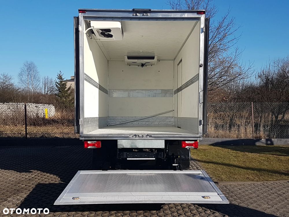 Iveco DAILY 72-180 WINDA 8EP CHŁODNIA AGREGAT IZOTERMA 4,21x2,09x2,10 GRZANIE THERMO KING V-500 MAX DMC 7,2 TONY - 5
