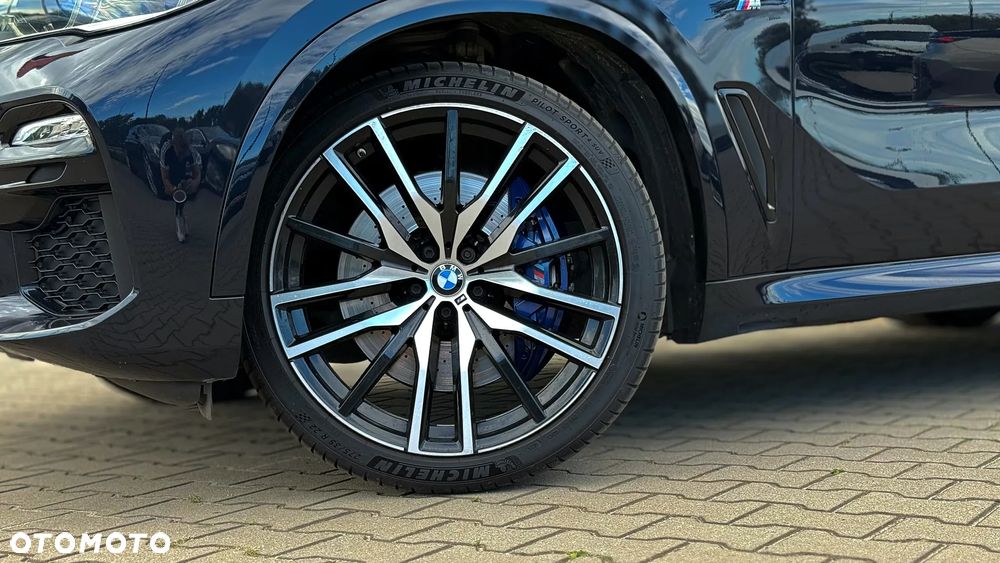 BMW X5 xDrive40i - 12