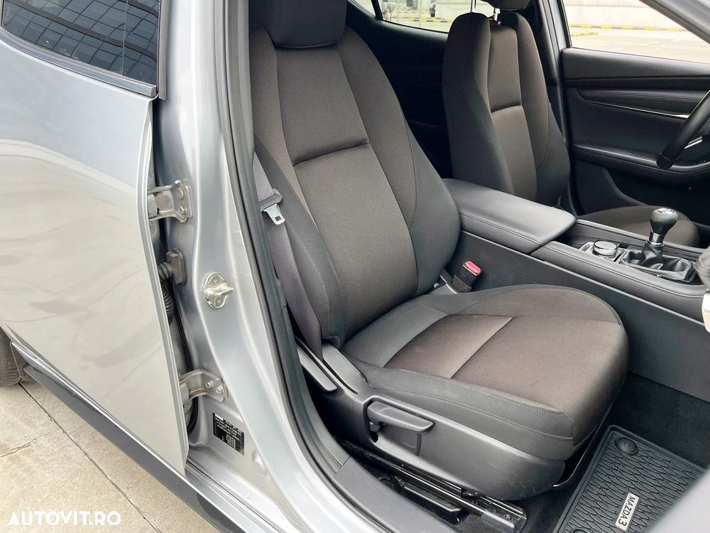 Mazda 3 e-Skyactiv G122 MHEV Exclusive-Line - 12