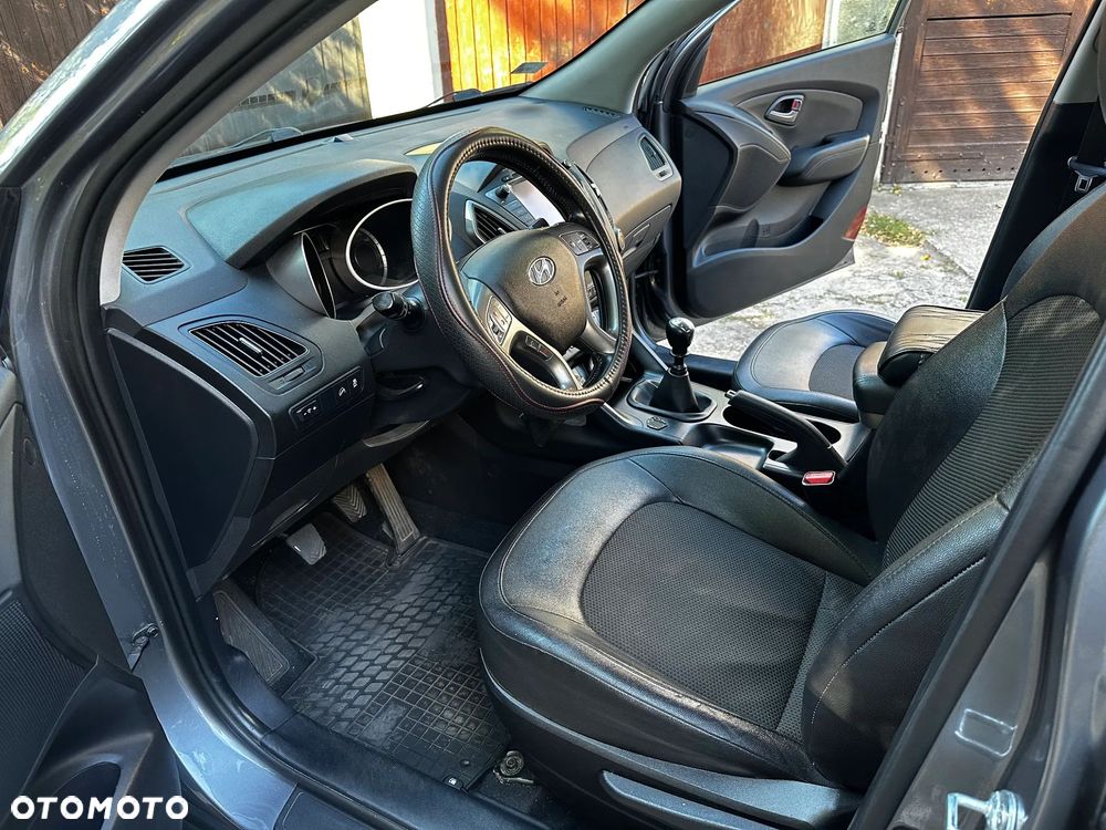 Hyundai ix35 1.7 CRDi Premium 2WD - 11