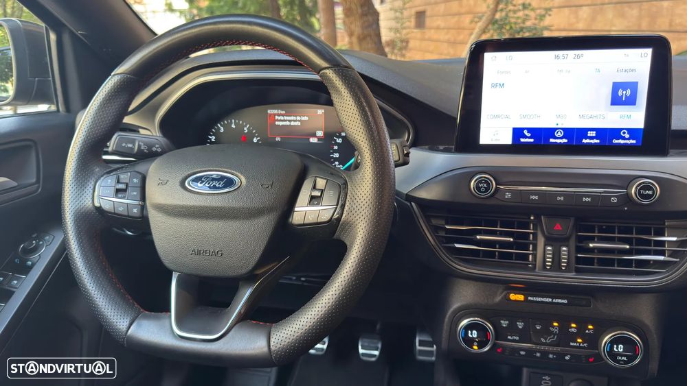 Ford Focus 1.0 EcoBoost MHEV ST-Line - 16