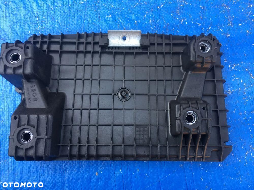 Mercedes W206 C Klasa Podstawa Obudowa Akumulatora A2066206300 - 2