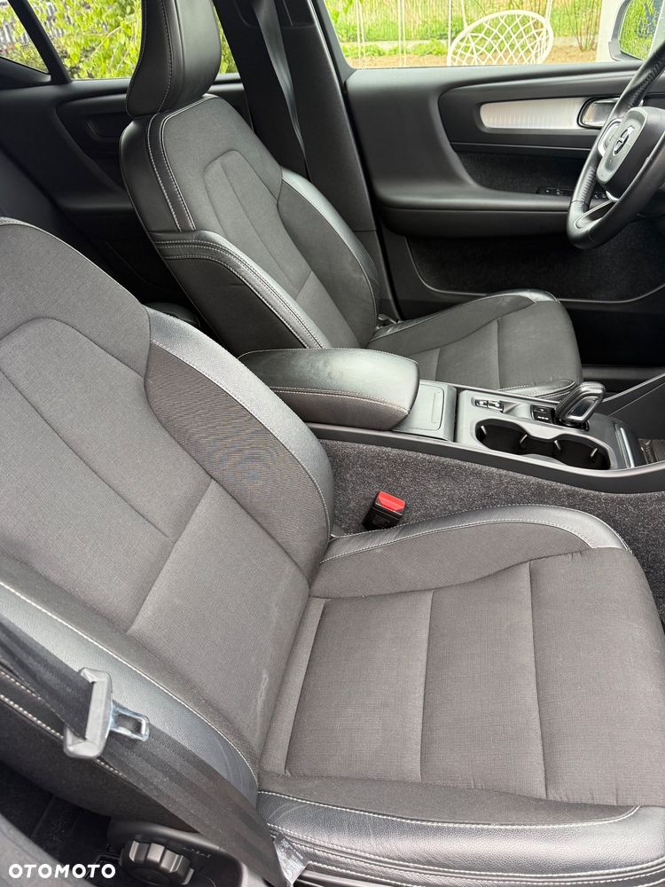 Volvo XC 40 T3 Momentum Pro - 15