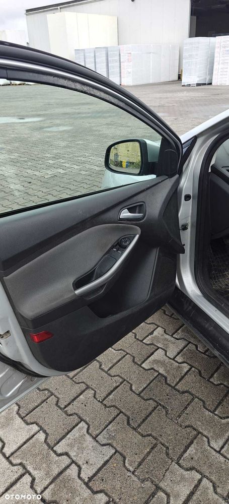 Ford Focus - 8