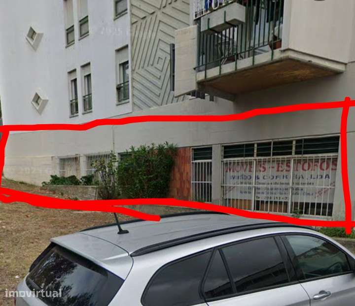 Imóvel comercial nos Olivais para arrendar - Grande imagem: 2/3