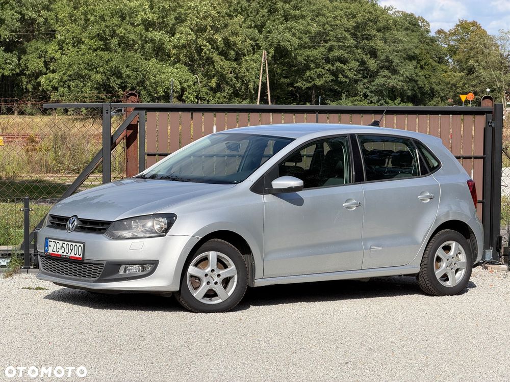 Volkswagen Polo 1.4 16V Comfortline DSG - 12