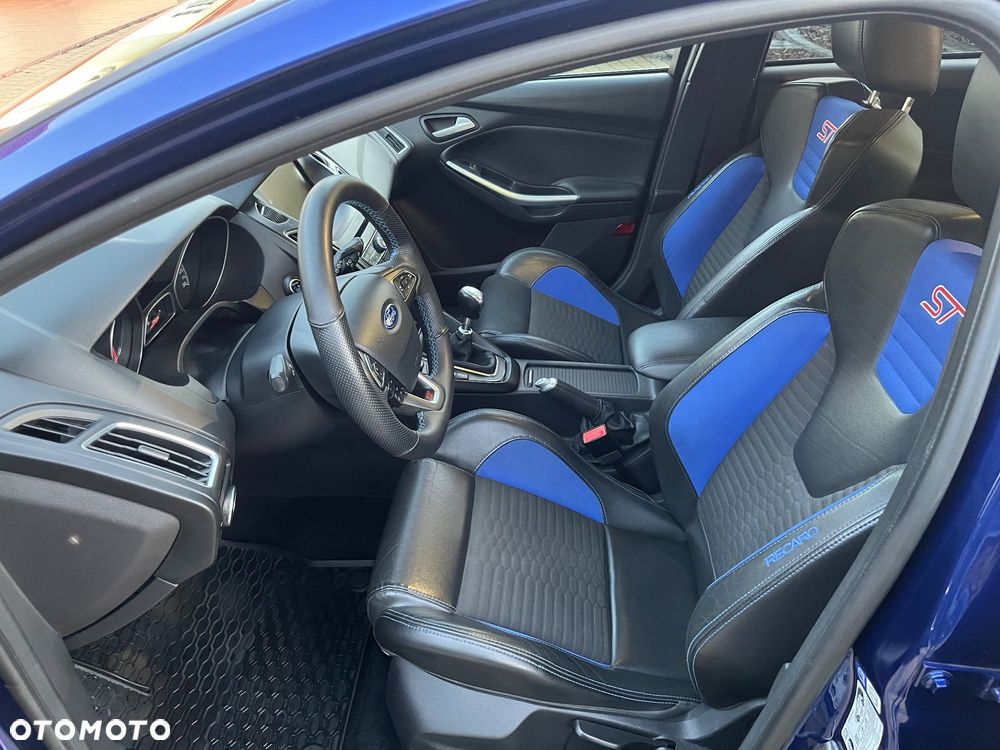 Ford Focus 2.0 TDCi ST - 10