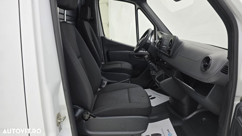 Mercedes-Benz Sprinter - 18