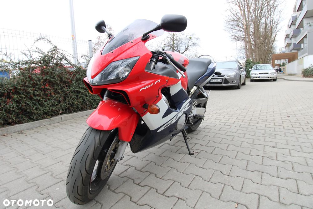 Honda CBR - 4