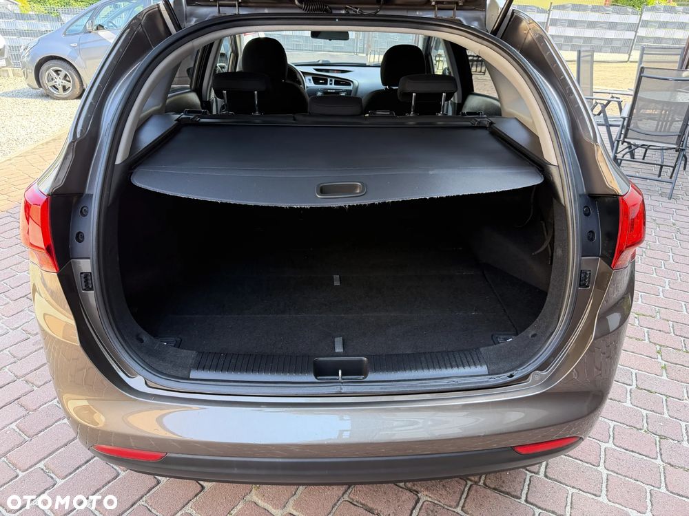 Kia Ceed 1.4 CVVT Spirit - 36