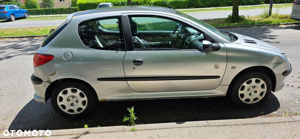 Peugeot 206 - 9