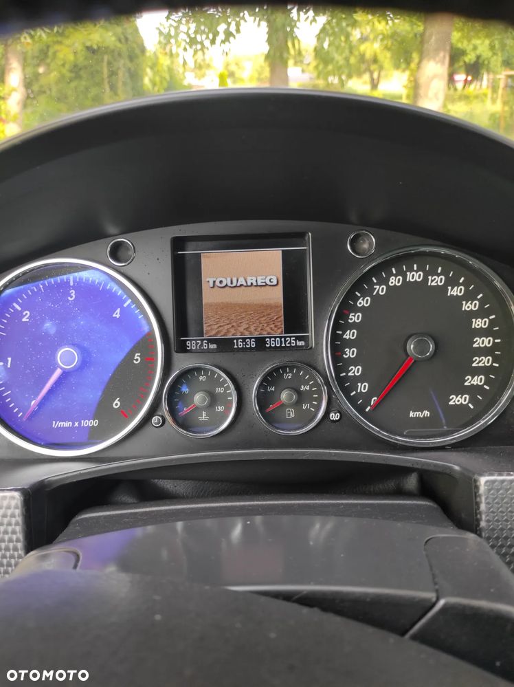 Volkswagen Touareg - 4