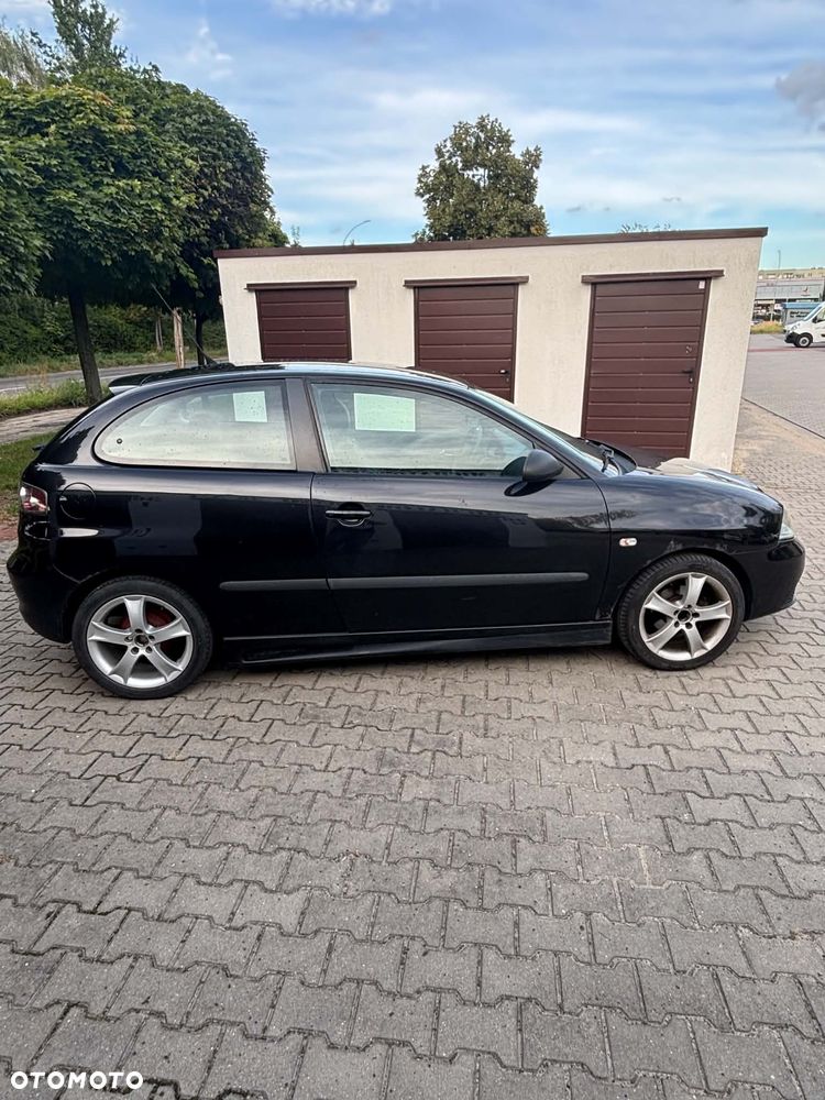 Seat Ibiza SC 1.4 16V Entry - 2