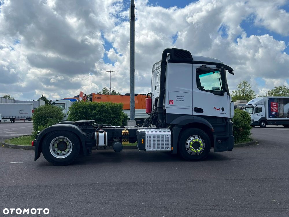 Mercedes-Benz Actros 460KM ADR - 1