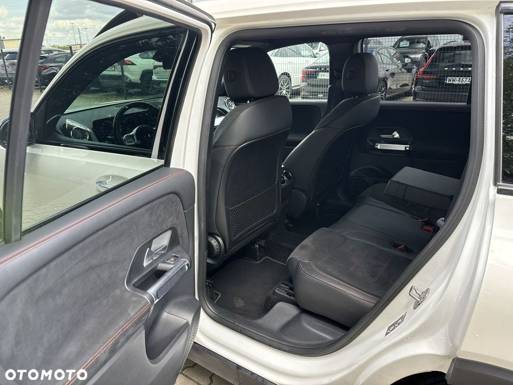 Mercedes-Benz GLB 200 7G-DCT - 20