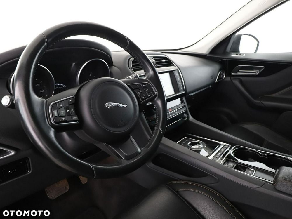 Jaguar F-Pace 20d AWD Prestige - 15