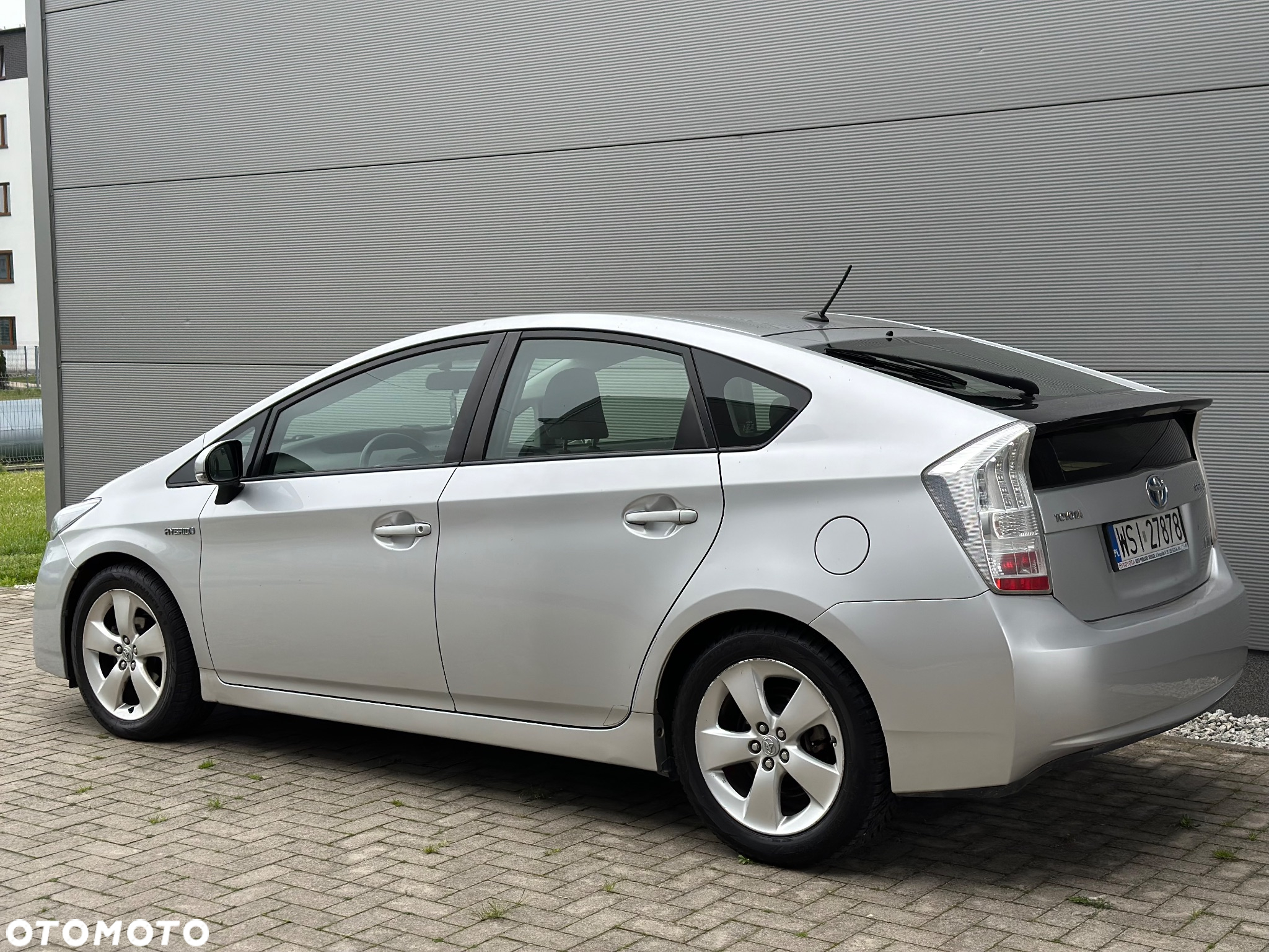 Toyota Prius 1.8 HSD Luna - 9