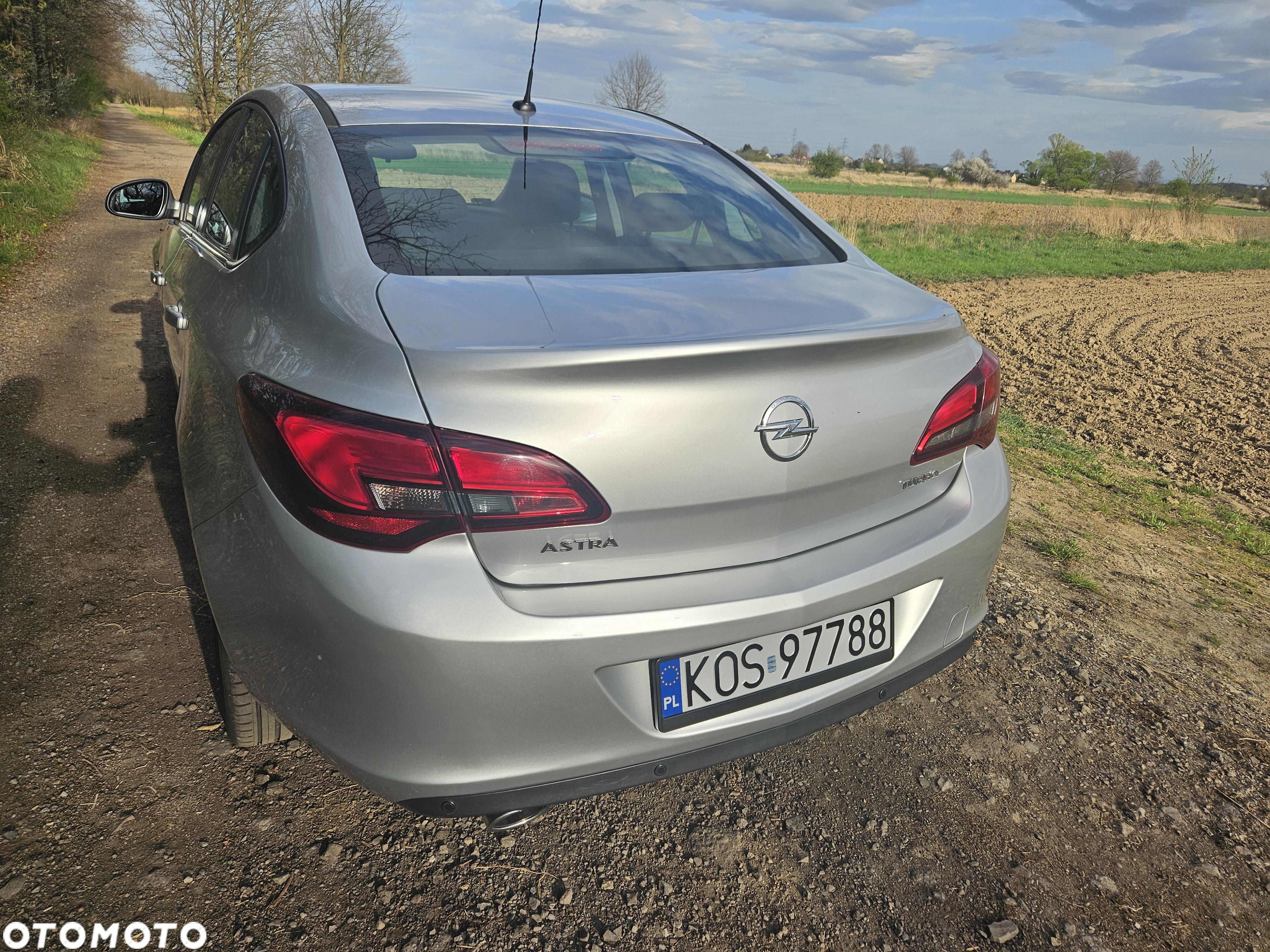Opel Astra IV 1.4 T Active - 6