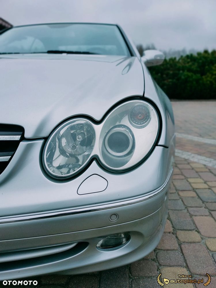 Mercedes-Benz CLK - 25