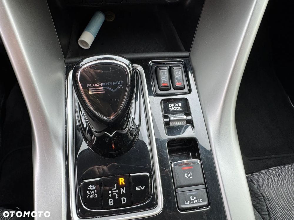 Mitsubishi Eclipse Cross - 27