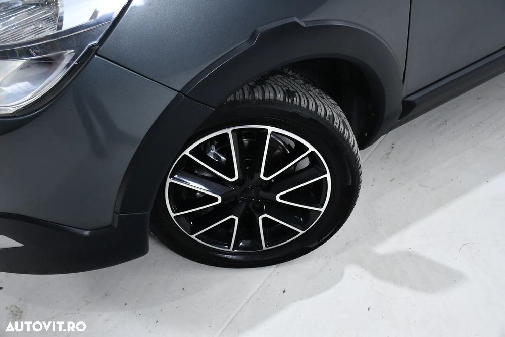 Dacia Dokker dCi 90 Stepway Celebration - 26