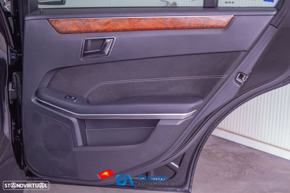 Mercedes-Benz E 300 - 34