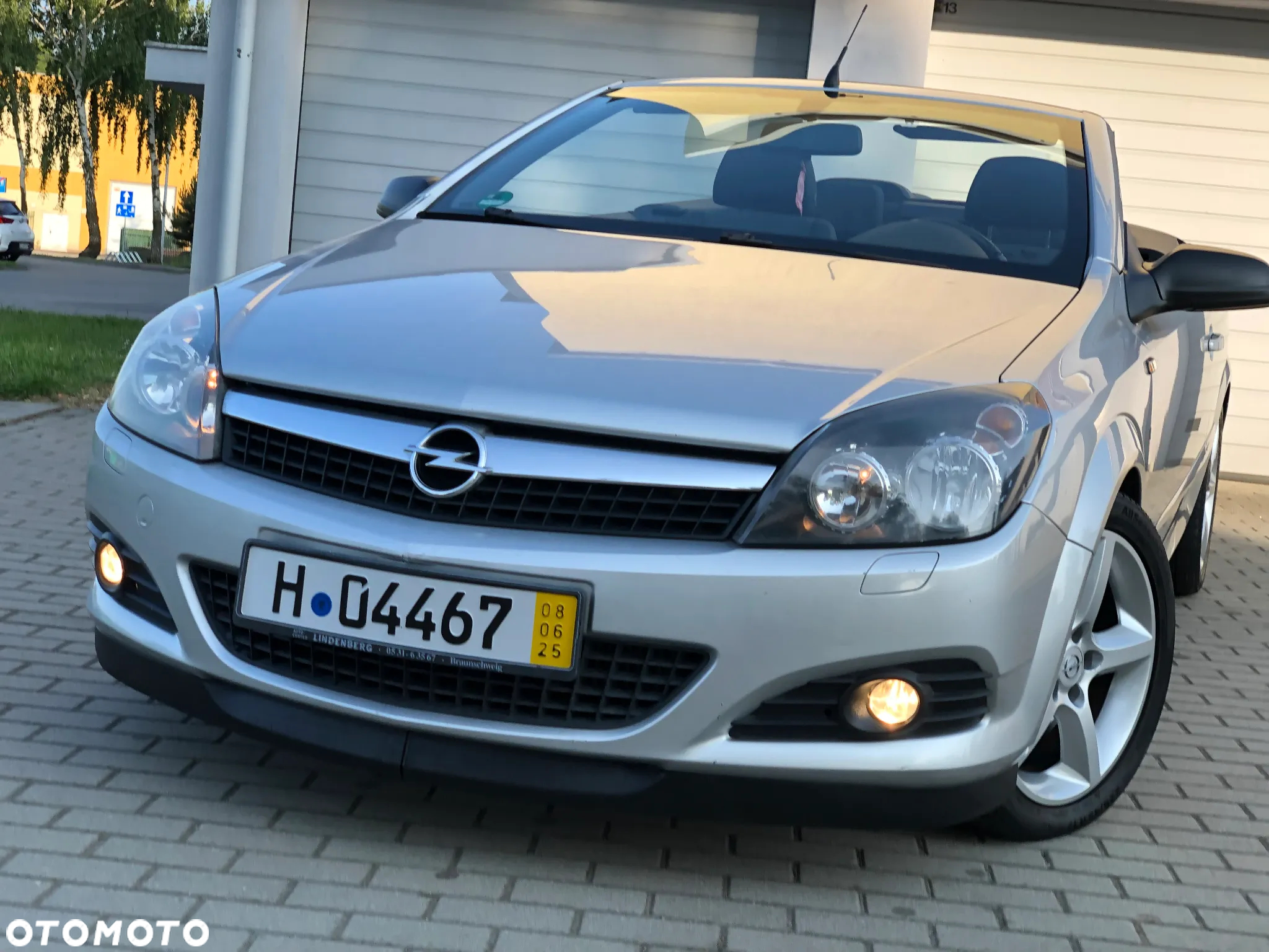 Opel Astra Twin Top 2.0 Turbo Edition - 9