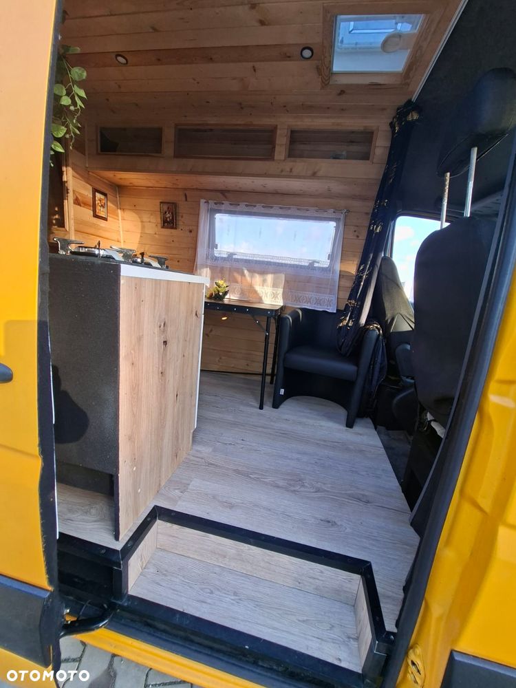 Mercedes-Benz Sprinter 313 - 12