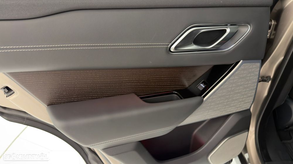 Land Rover Range Rover Velar 3.0 D HSE - 27
