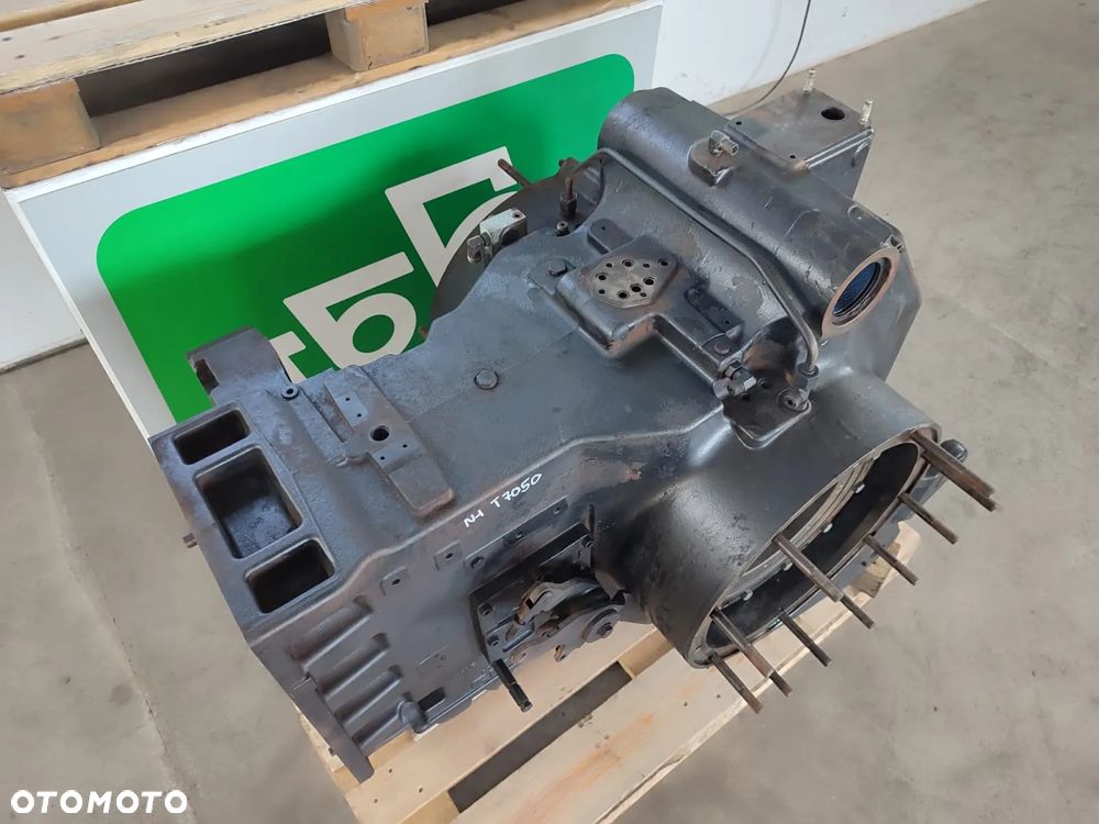 Dyferencjał tył 87650218 NEW HOLLAND T7050 - 7