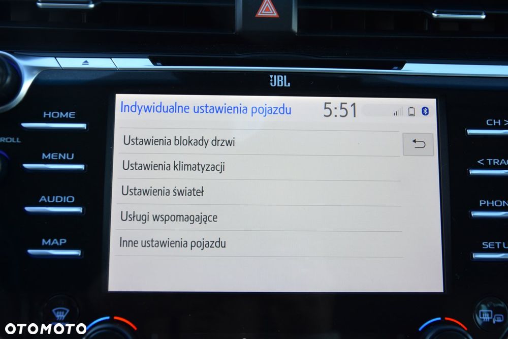 Toyota Camry 2.5 Hybrid Executive CVT - 33