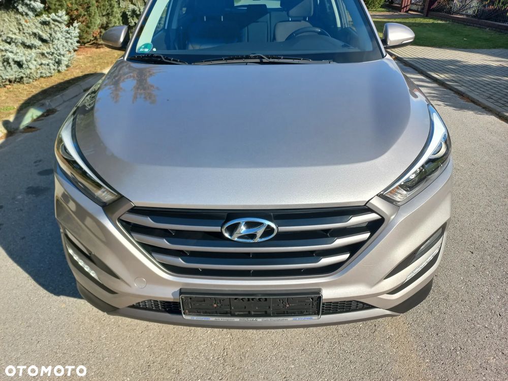 Hyundai Tucson blue 1.7 CRDi 2WD Style - 14