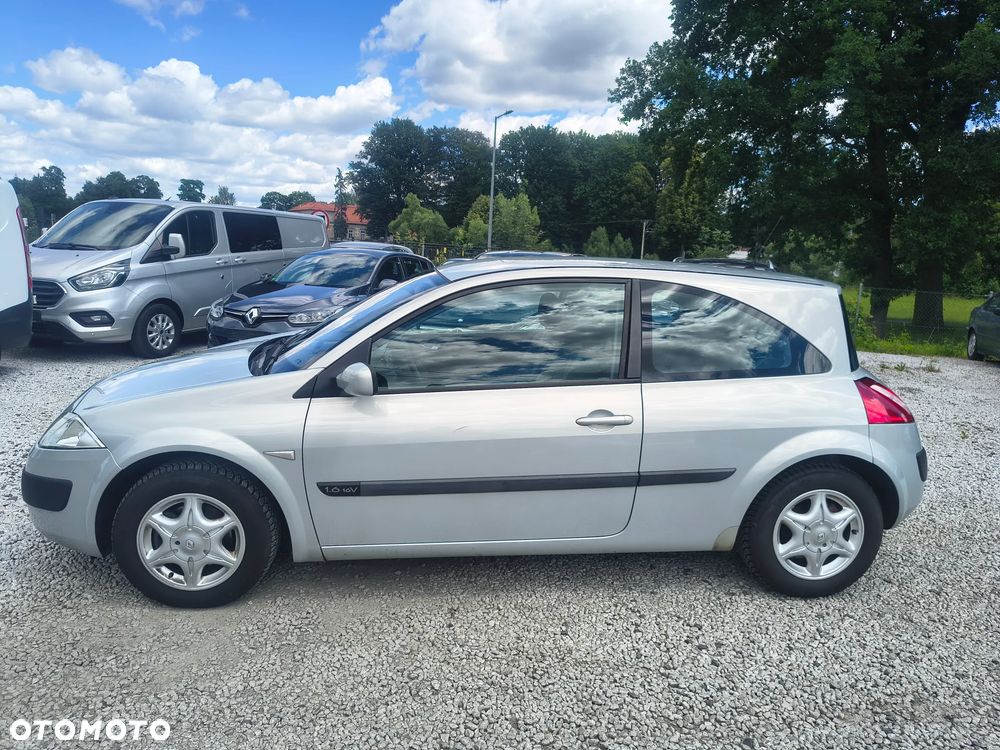 Renault Megane 1.6 Authentique - 10