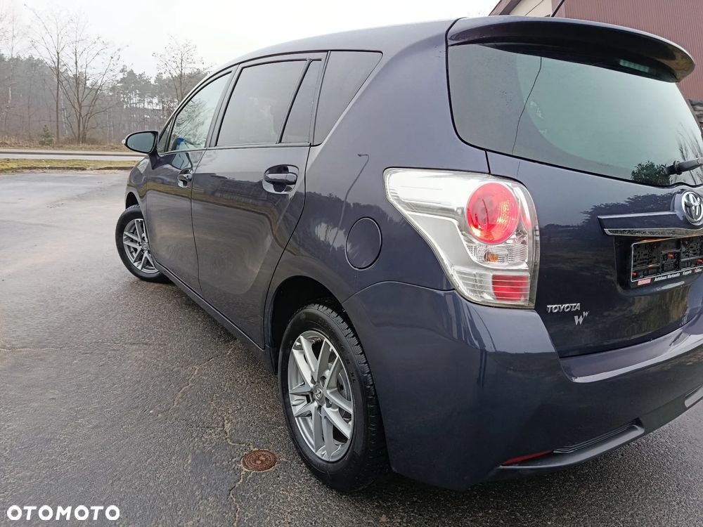 Toyota Verso 1.8 5-Sitzer Skyview Edition - 37