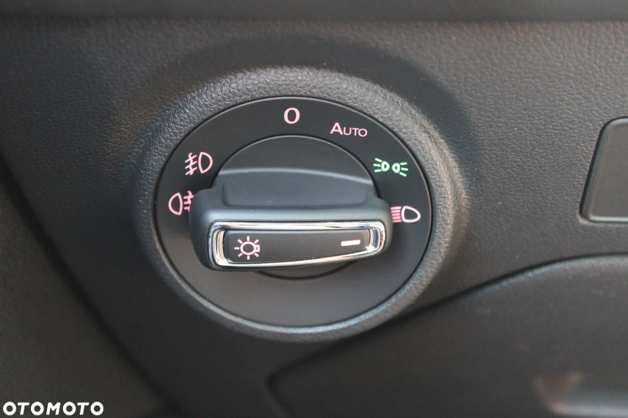 Seat Leon 1.6 TDI Ecomotive Style S&S - 21
