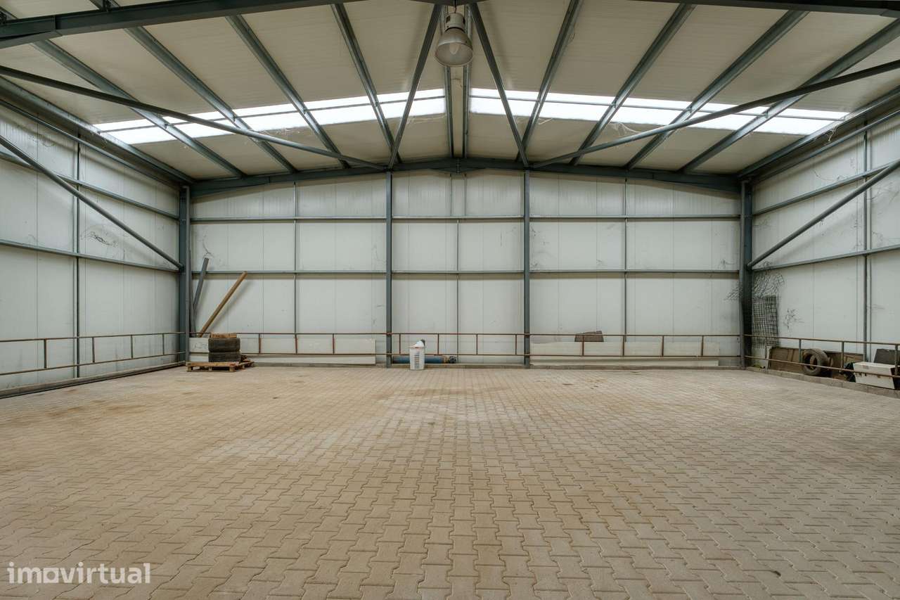 Armazém de 180 m2 em Pegões, Montijo - Grande imagem: 2/14