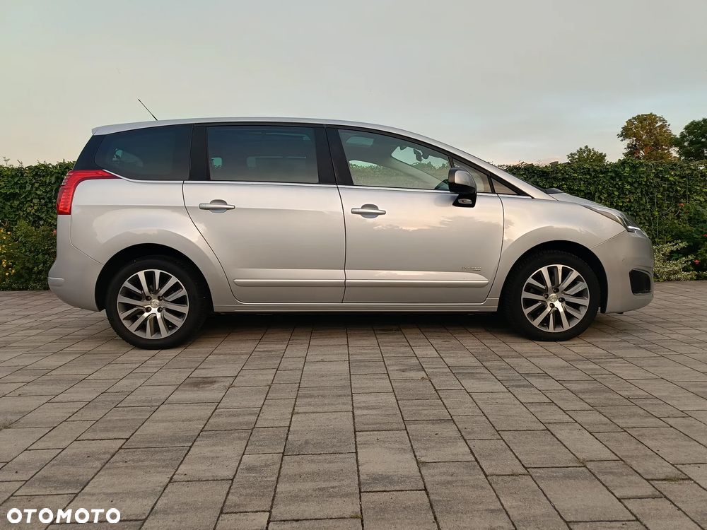 Peugeot 5008 HDI 160 Automatik Business-Line - 2