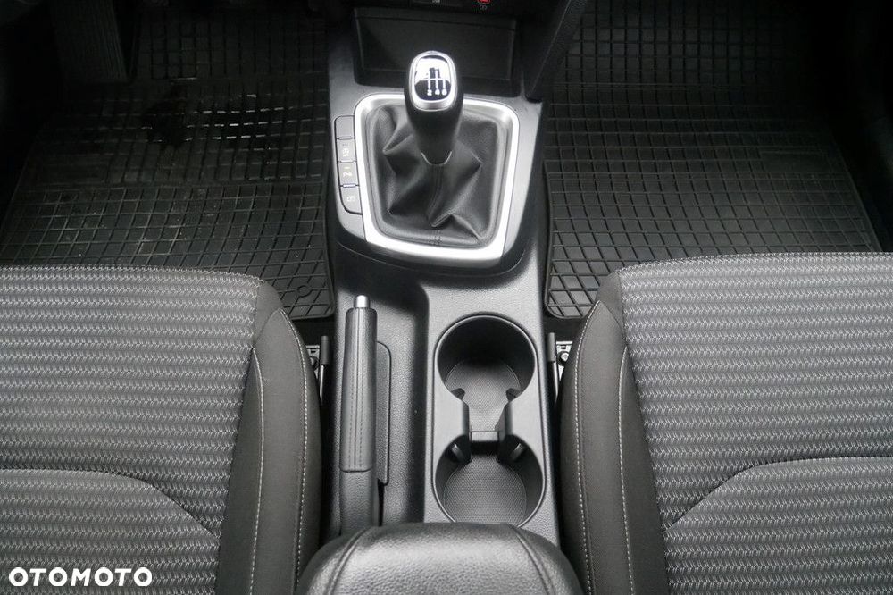 Kia Ceed 1.5 T-GDI M - 11
