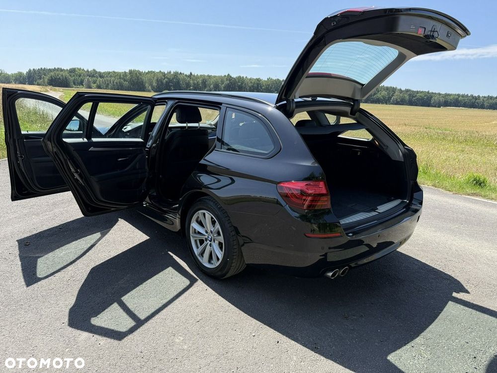 BMW Seria 5 530d Sport-Aut - 21