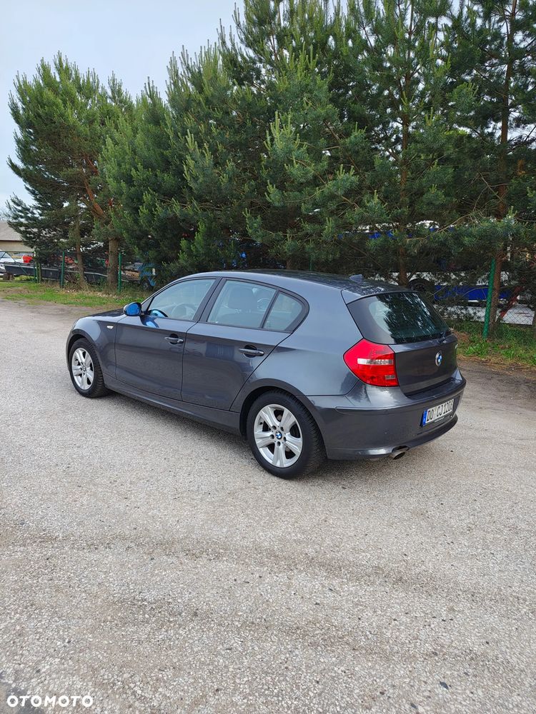 BMW Seria 1 116i - 6