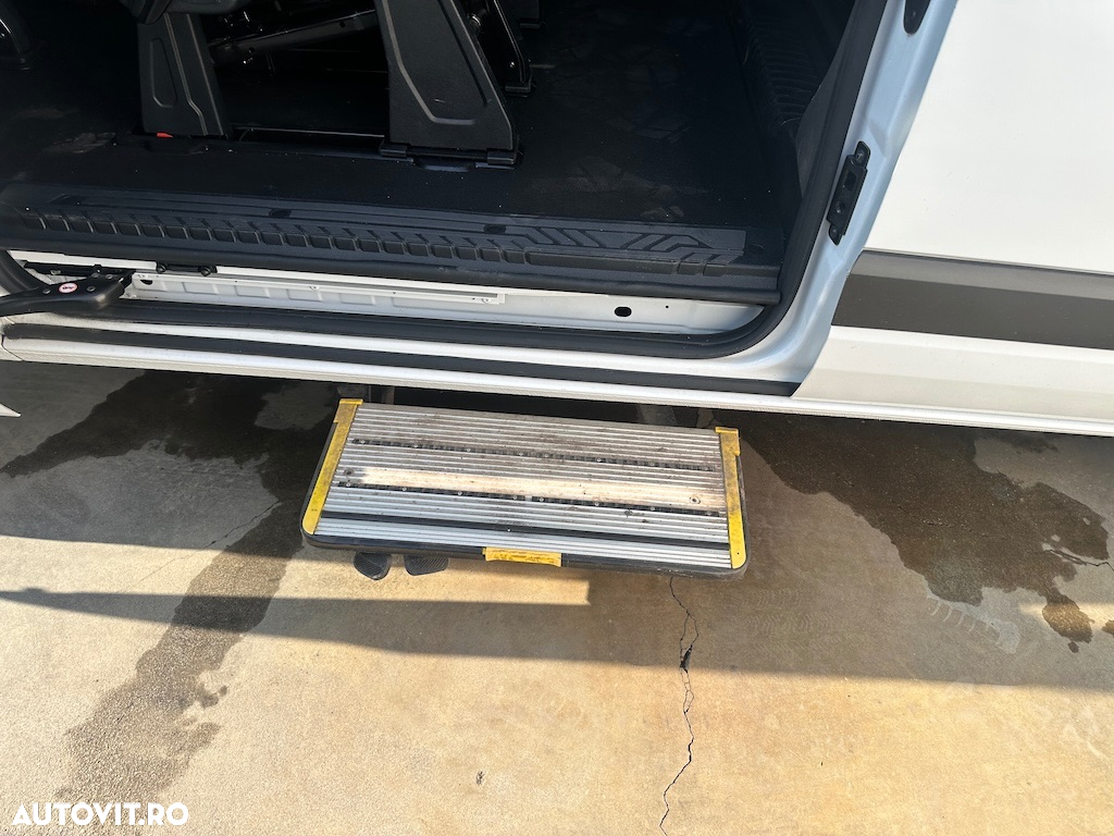 Ford Transit Custom - 16