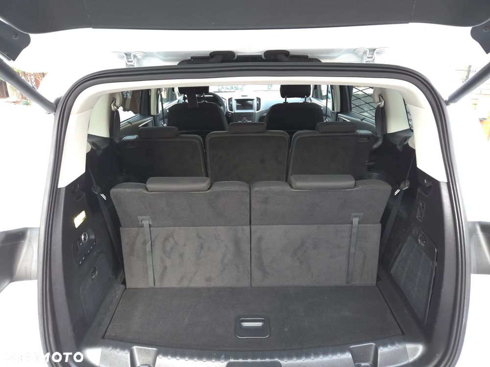 Ford S-Max 2.0 TDCi Titanium - 12