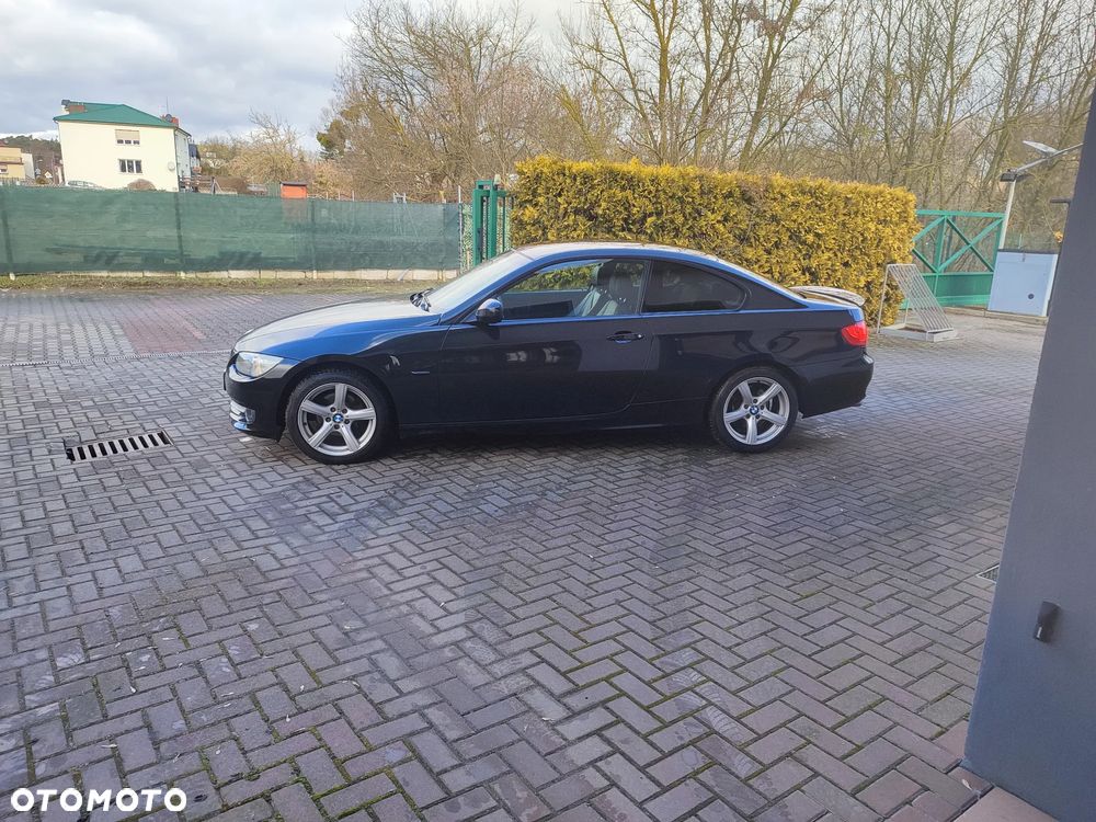 BMW Seria 3 320i M Sport Edition - 17